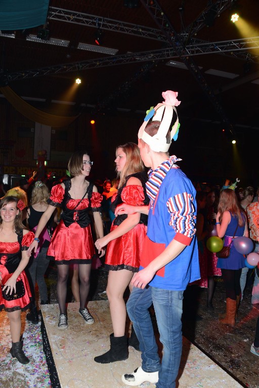 ../Images/Jubileum feest 5x11 349.jpg